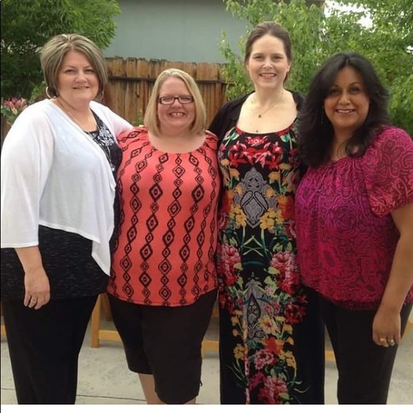 Meet your Posher, Veronica - Picture 3 of 8